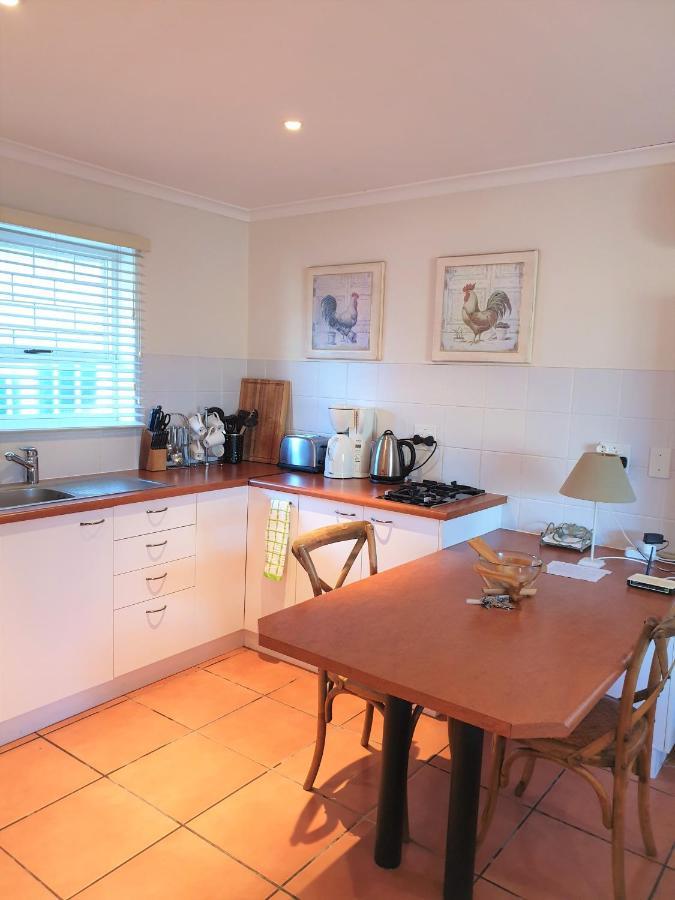 Roosboom Guest Apartments Somerset West Buitenkant foto